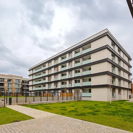 Colorful - Balcony, Free Parking, By Gravity Prag