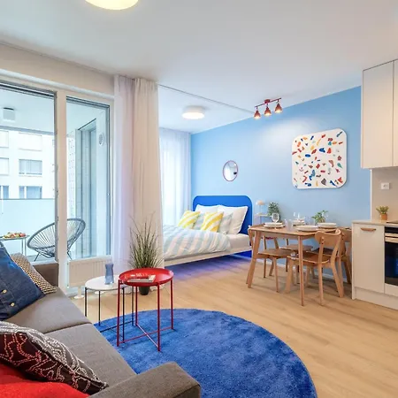 Colorful - Balcony, Free Parking, By Gravity Apartament Praga