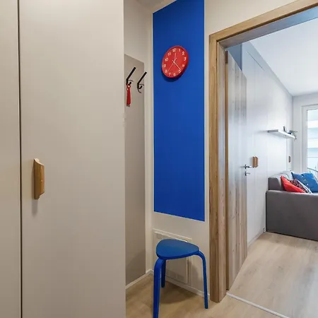 Daire Colorful - Balcony, Free Parking, By Gravity Prag